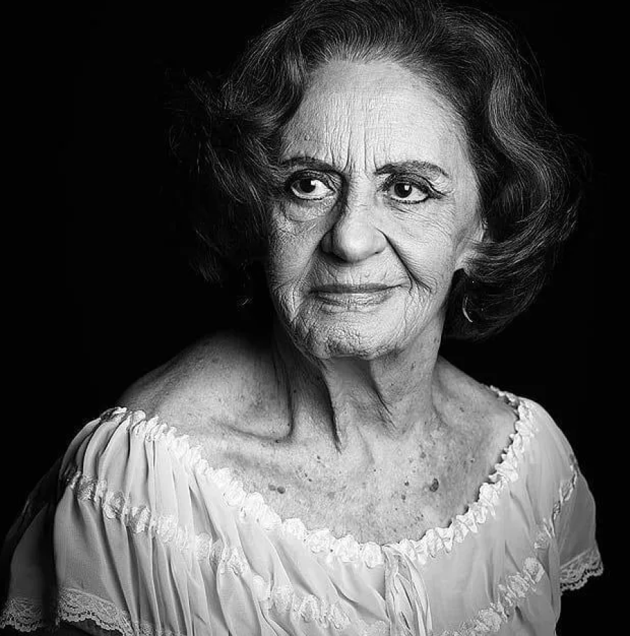 Laura Cardoso, ícone da dramaturgia brasileira, morre aos 98 anos