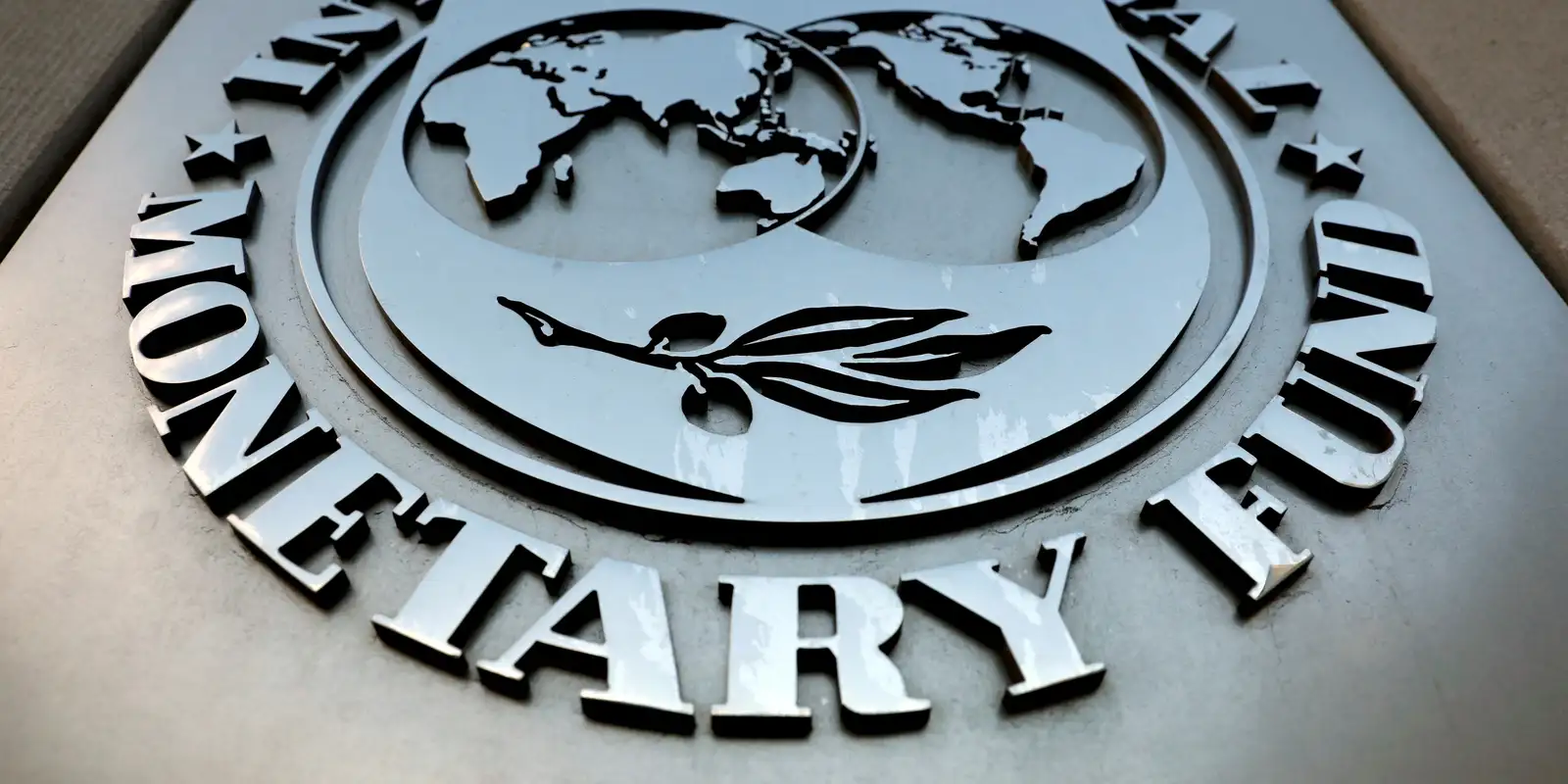 FMI prevê crescimento de 2,2% do PIB do Brasil em 2026