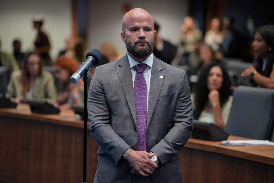 Deputado Renan Jordy toma posse como titular na Alerj